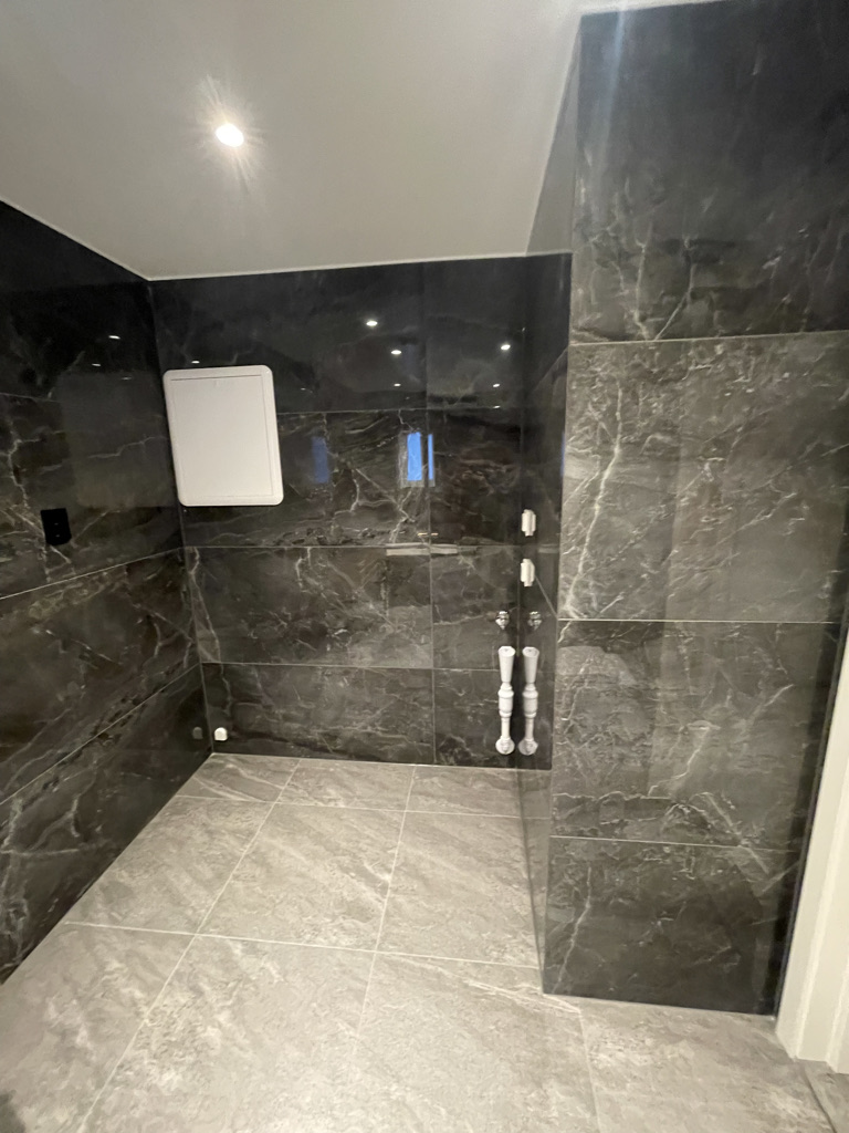 2506b79d 2a9f 47d0 b067 9bb2486b26a8 1 105 c