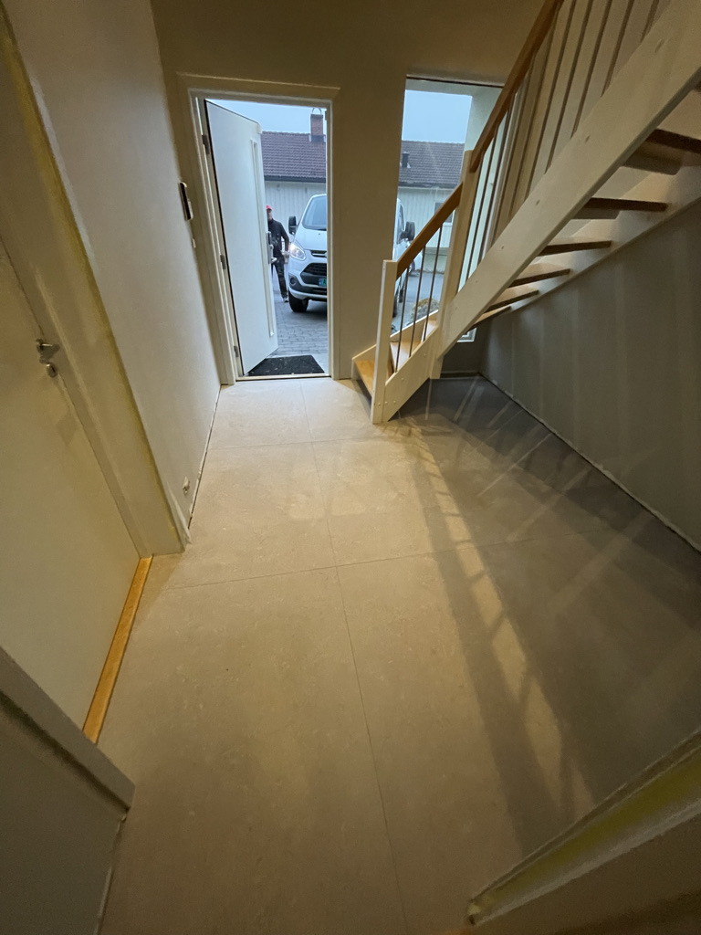 2d3769fc e5ee 4c37 a2ba 022f9c473150 1 105 c