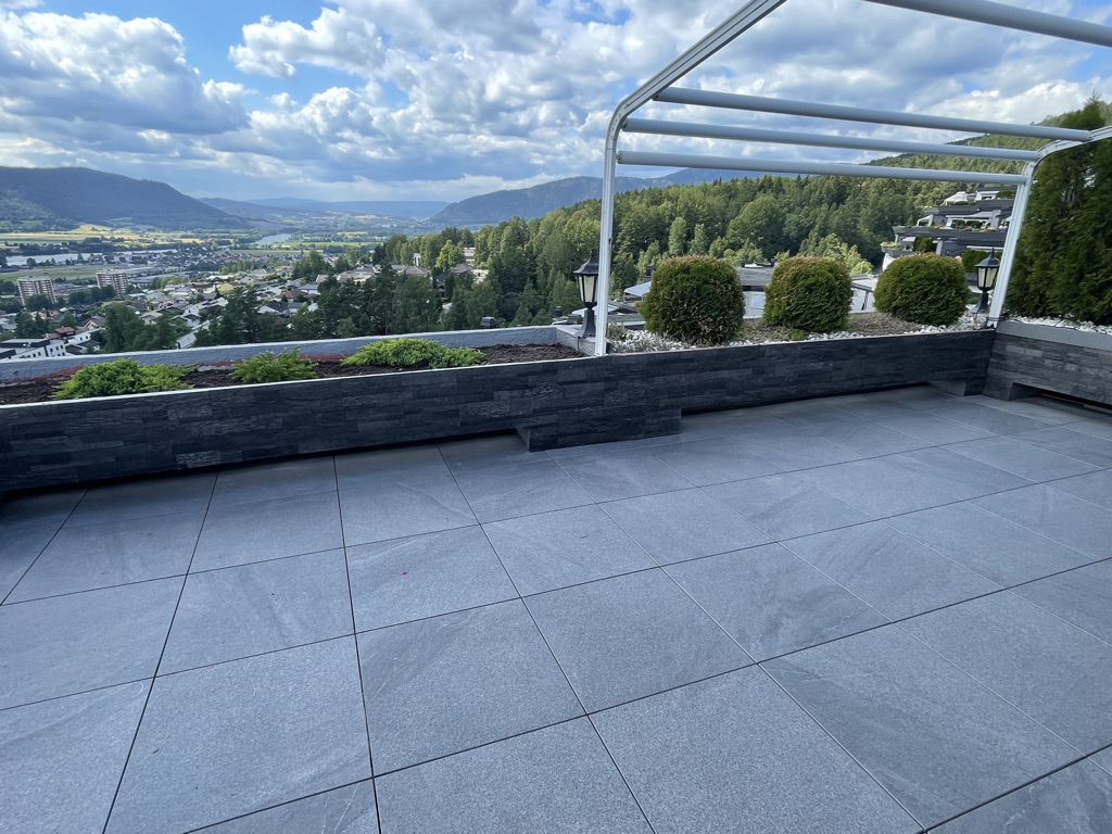 34e242e3 ec85 4586 ad21 e2a8f4b168fd 1 105 c