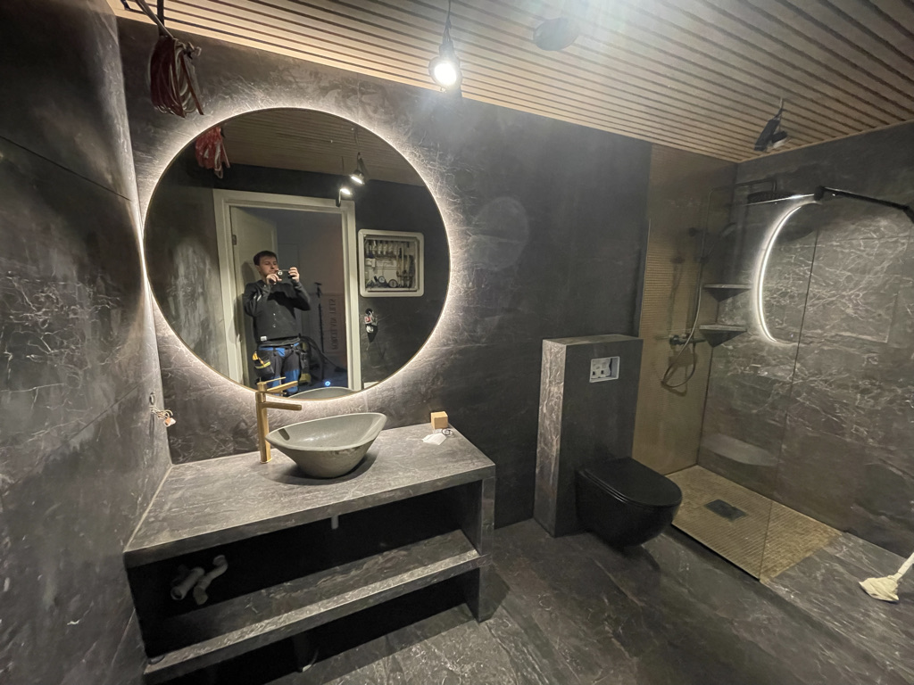 4331475d 0d9c 4314 ac99 1c2e6016a2fd 1 105 c