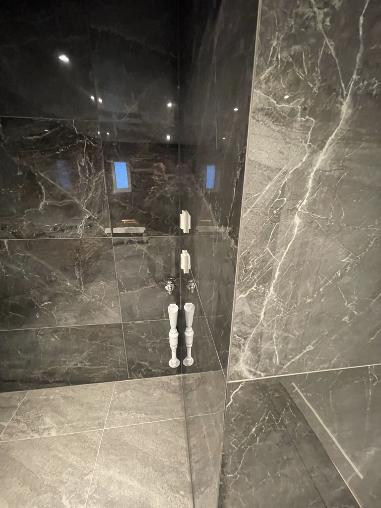 4c863288 10c7 45af 905a 129a0bcd54bb 1 105 c