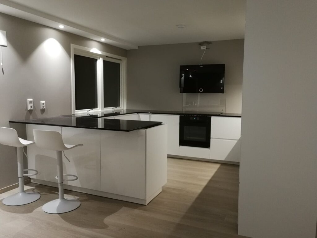 81529147 572285596667672 140570113479802880 n