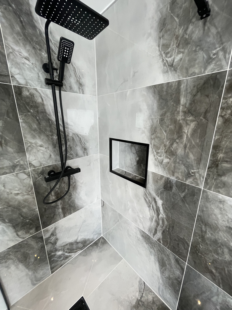 a81f72a6 9b2b 4f44 838d a25084e7b3f0 1 105 c