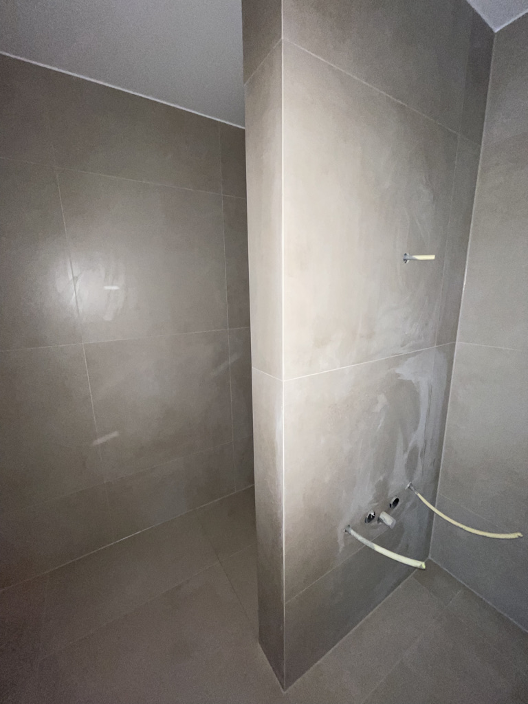 bff8d46f c4b4 4e71 8eb3 315994d38e58 1 105 c