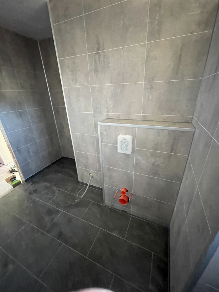 c2320bce 9356 4c4b a563 439ed3515f03 1 105 c