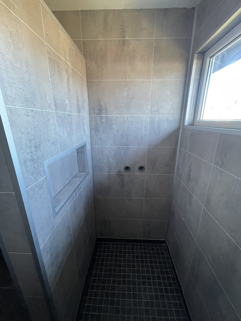 c2e0ae62 96bc 44c2 9f3e 4c73452eea35 1 105 c