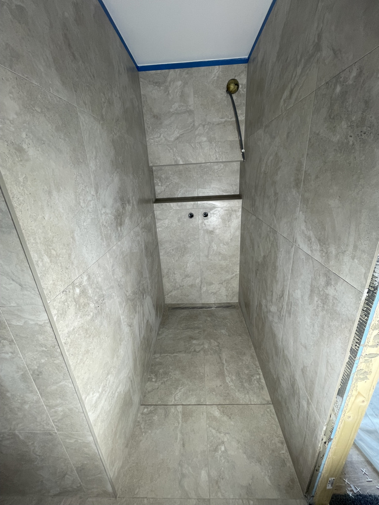 e2869da7 b3d3 4c6d 995d 42481f824a9c 1 105 c