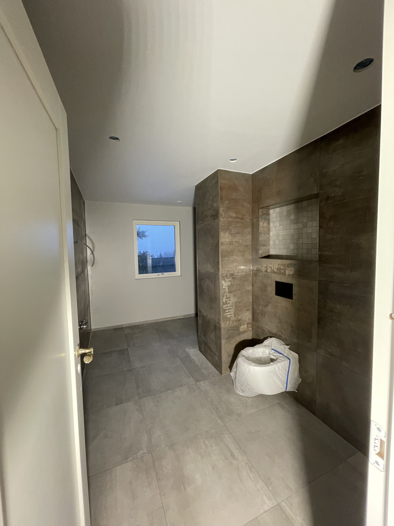 ec778471 2799 4e2a 9153 d5f9ed357743 1 105 c